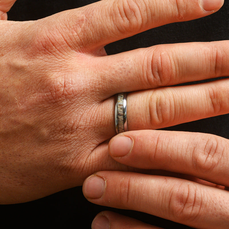 BUCK | 6mm Deer Antler Tungsten Ring