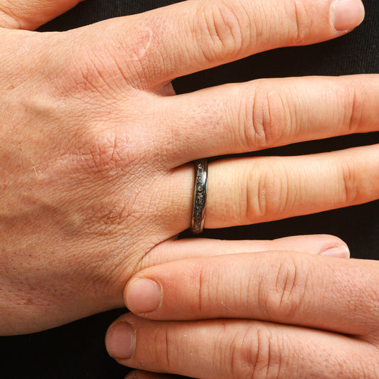 Meteorite Stone Tungsten Ring | LADY PERCY 4mm