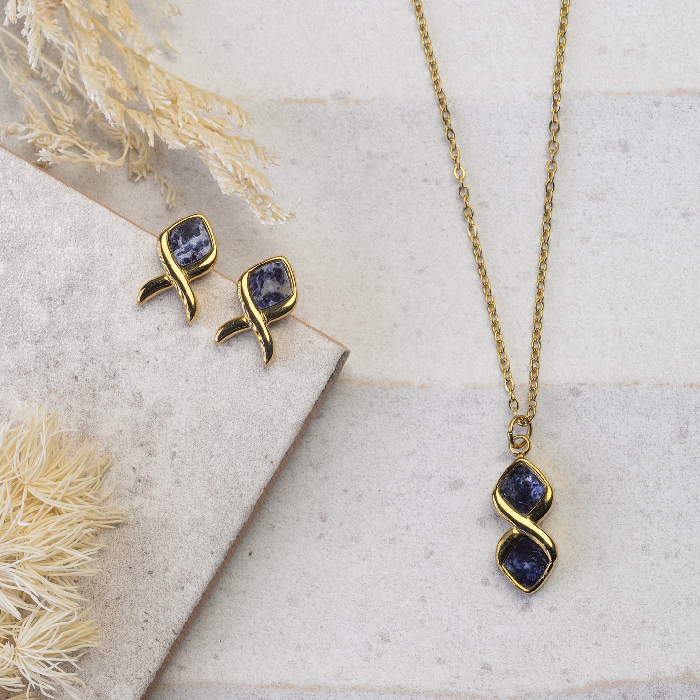 Gold Plated Infinity Pendant Necklace inlaid with Lapis Lazuli Stone for Women  | NAHLA