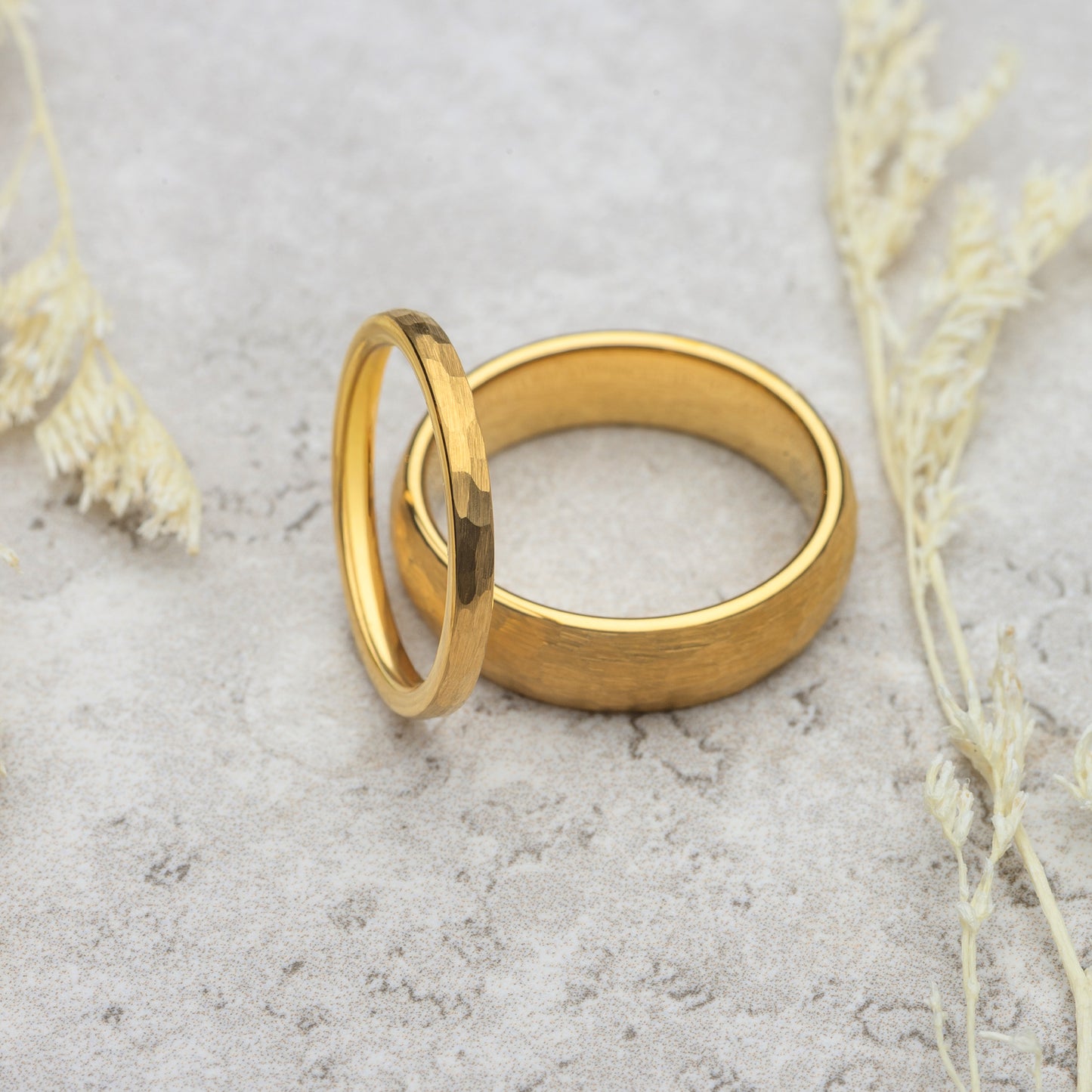 Hammered Gold Tungsten Ring for Men Wedding Band | Gold 6mm