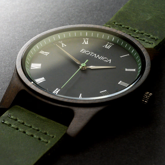 Sandalwood Watch & Black Dial | CLAUDIUS